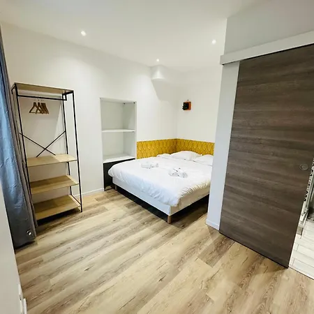 Le - Gare De Lancey Apartamento *